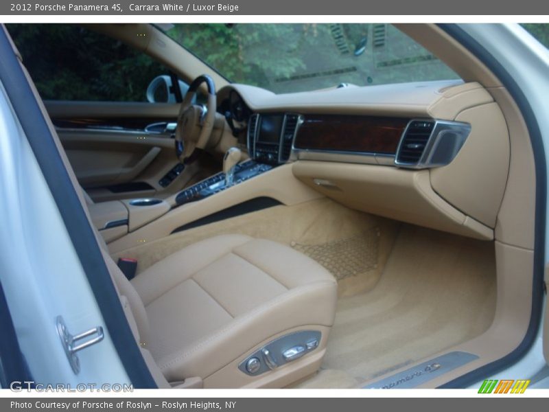 Carrara White / Luxor Beige 2012 Porsche Panamera 4S