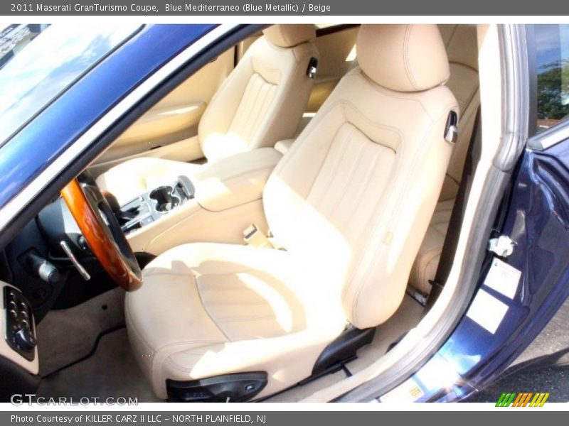 Front Seat of 2011 GranTurismo Coupe