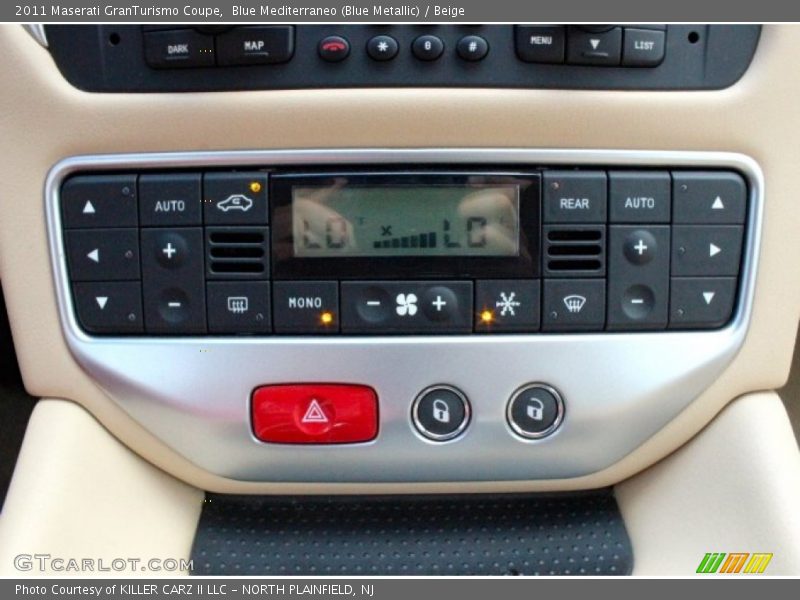 Blue Mediterraneo (Blue Metallic) / Beige 2011 Maserati GranTurismo Coupe