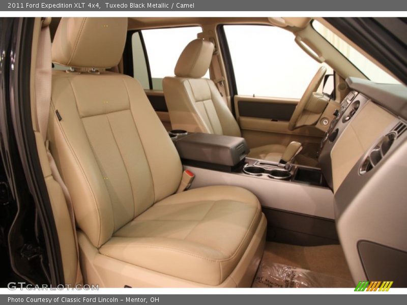 Tuxedo Black Metallic / Camel 2011 Ford Expedition XLT 4x4