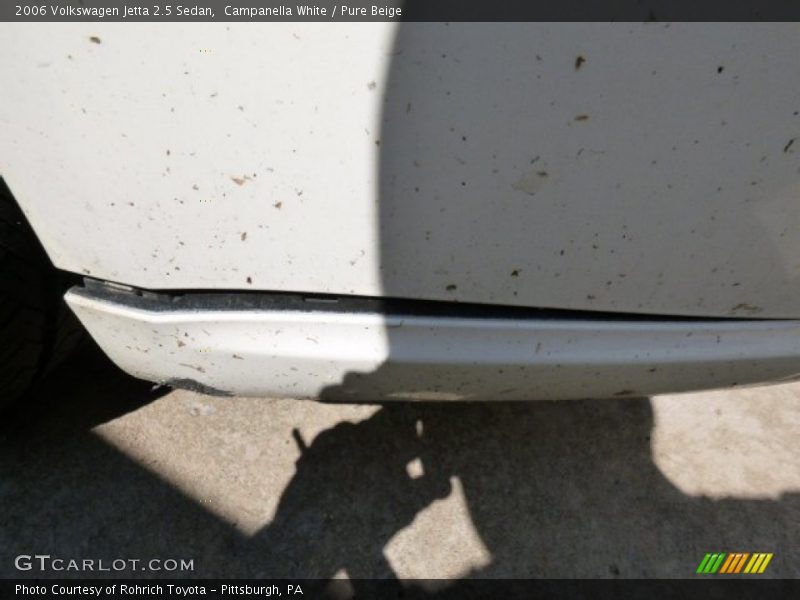 Campanella White / Pure Beige 2006 Volkswagen Jetta 2.5 Sedan