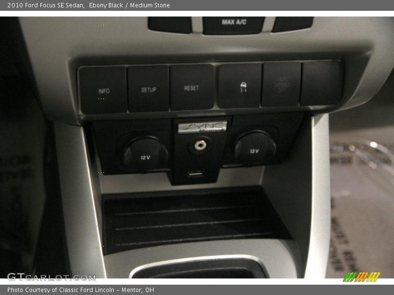 Ebony Black / Medium Stone 2010 Ford Focus SE Sedan