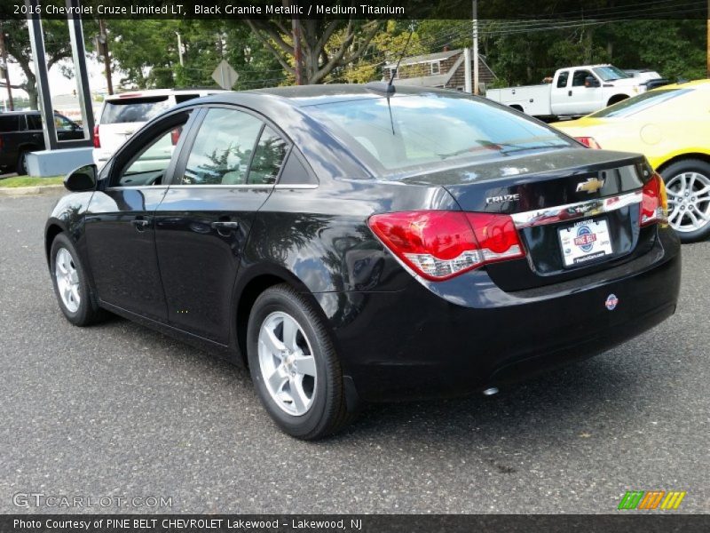 Black Granite Metallic / Medium Titanium 2016 Chevrolet Cruze Limited LT
