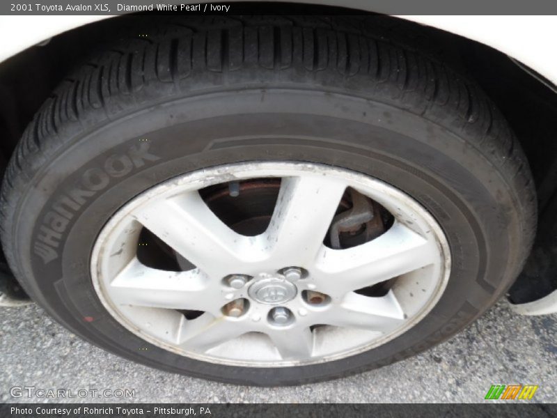 Diamond White Pearl / Ivory 2001 Toyota Avalon XLS
