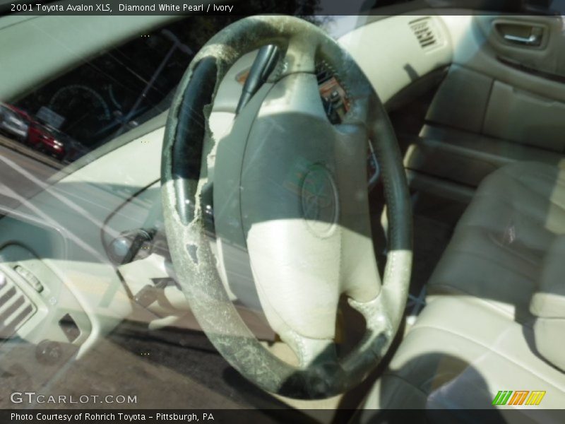 Diamond White Pearl / Ivory 2001 Toyota Avalon XLS