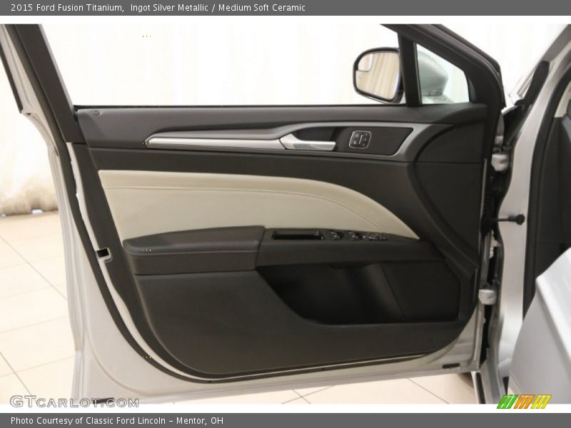 Ingot Silver Metallic / Medium Soft Ceramic 2015 Ford Fusion Titanium