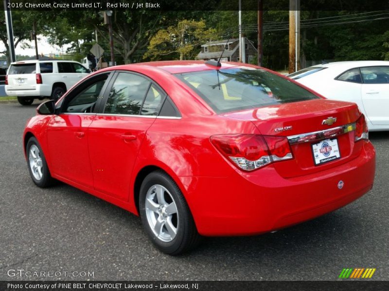 Red Hot / Jet Black 2016 Chevrolet Cruze Limited LT