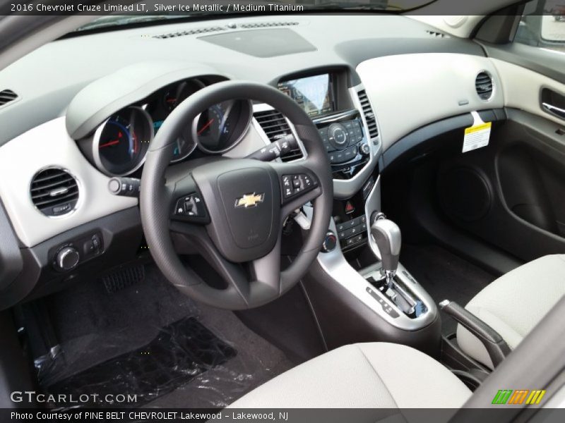 Silver Ice Metallic / Medium Titanium 2016 Chevrolet Cruze Limited LT