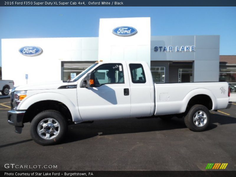 Oxford White / Black 2016 Ford F350 Super Duty XL Super Cab 4x4