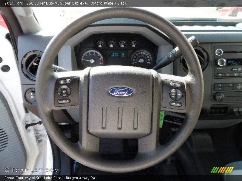 Oxford White / Black 2016 Ford F350 Super Duty XL Super Cab 4x4