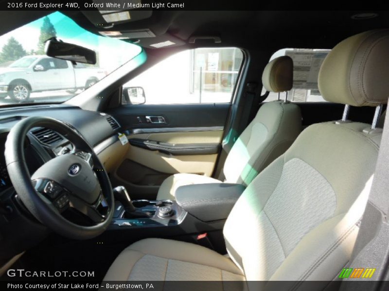 Oxford White / Medium Light Camel 2016 Ford Explorer 4WD