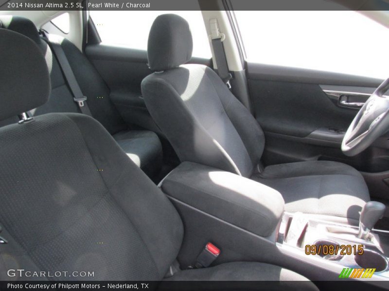 Pearl White / Charcoal 2014 Nissan Altima 2.5 SL