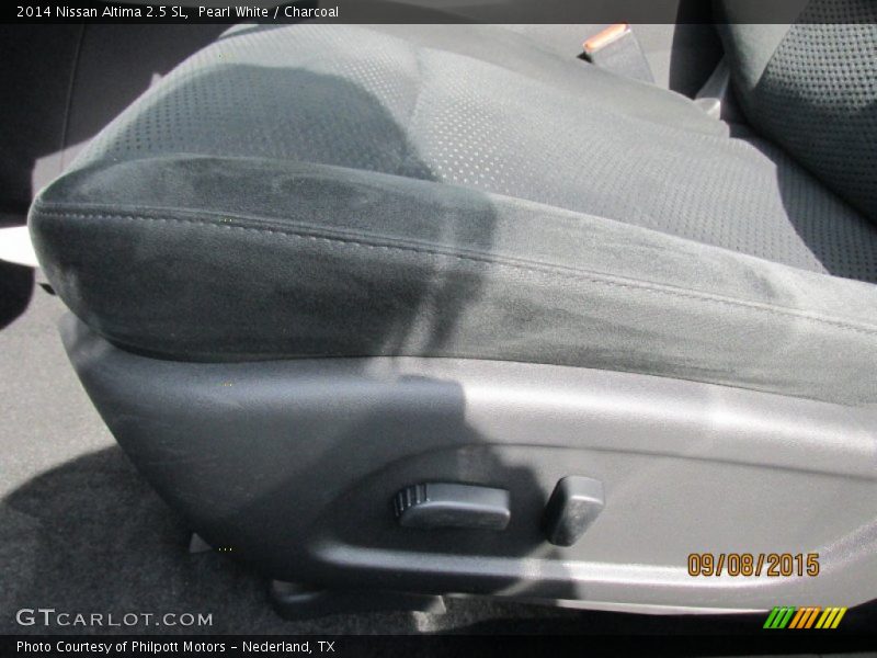 Pearl White / Charcoal 2014 Nissan Altima 2.5 SL