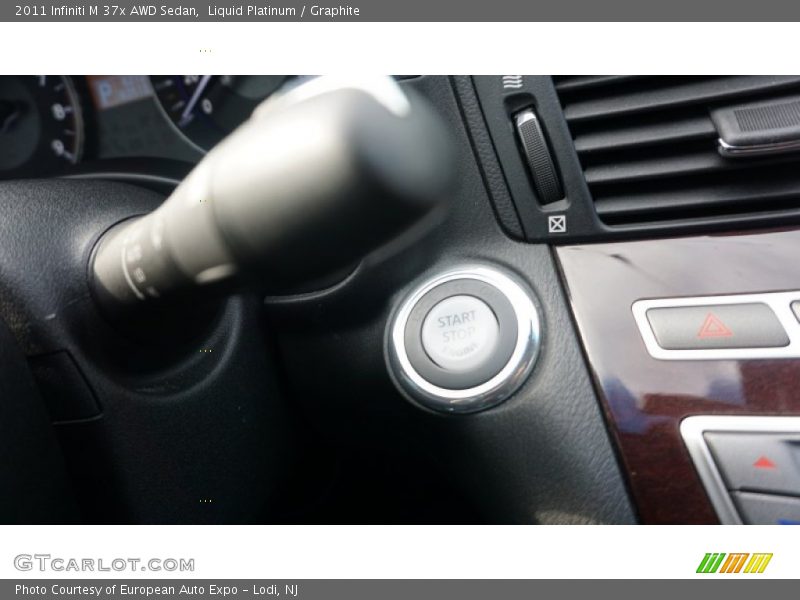 Liquid Platinum / Graphite 2011 Infiniti M 37x AWD Sedan