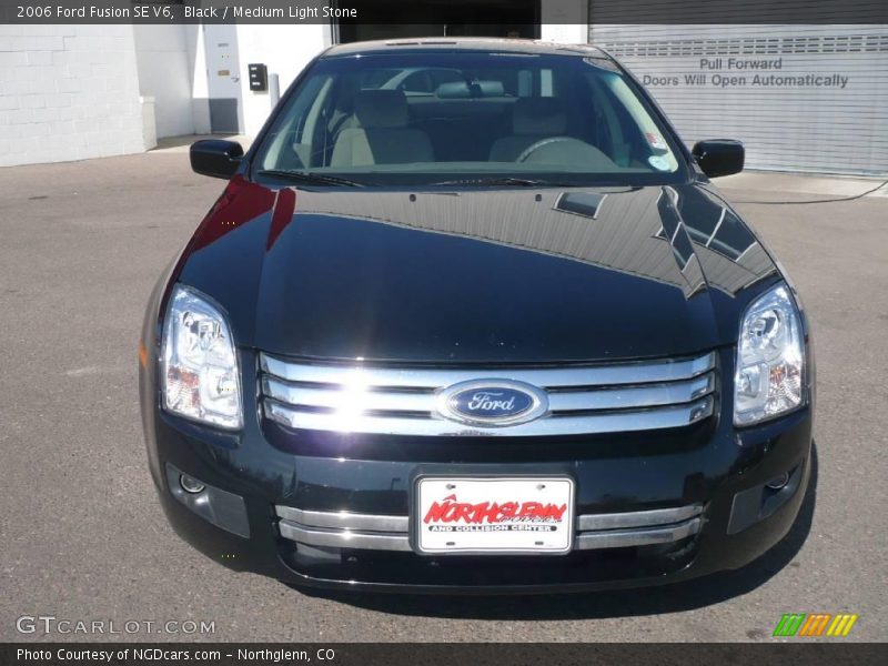 Black / Medium Light Stone 2006 Ford Fusion SE V6
