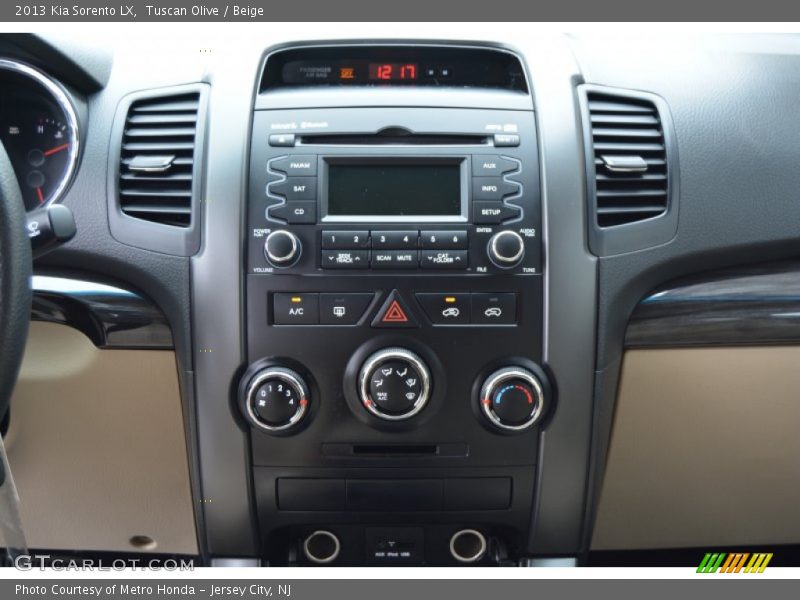 Tuscan Olive / Beige 2013 Kia Sorento LX