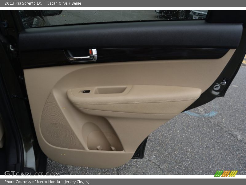 Tuscan Olive / Beige 2013 Kia Sorento LX