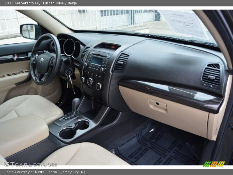 Tuscan Olive / Beige 2013 Kia Sorento LX