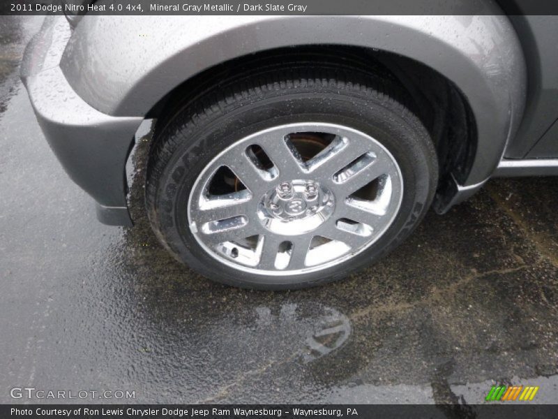 Mineral Gray Metallic / Dark Slate Gray 2011 Dodge Nitro Heat 4.0 4x4