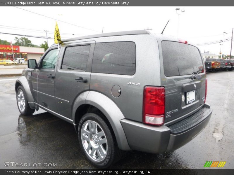 Mineral Gray Metallic / Dark Slate Gray 2011 Dodge Nitro Heat 4.0 4x4