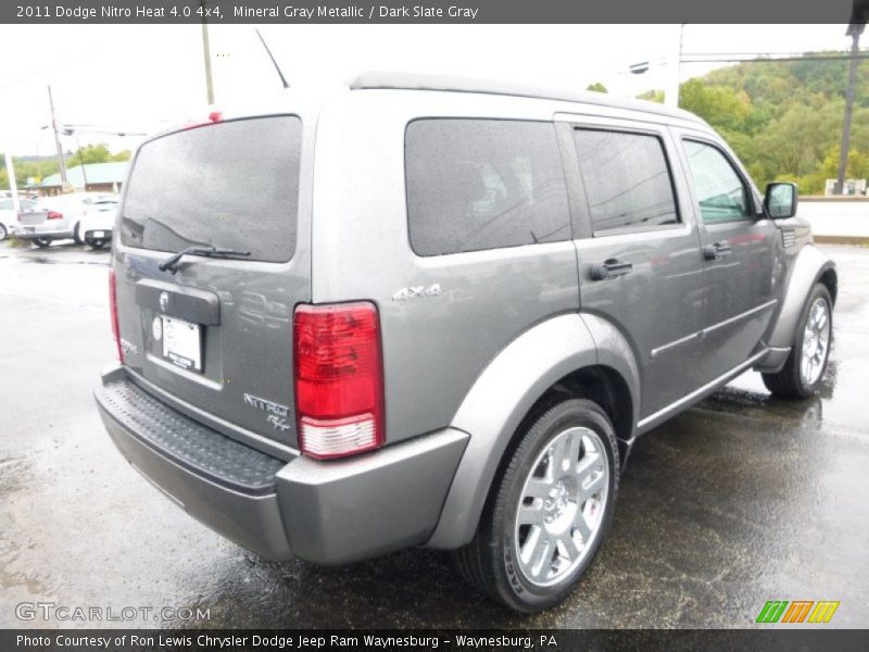 Mineral Gray Metallic / Dark Slate Gray 2011 Dodge Nitro Heat 4.0 4x4