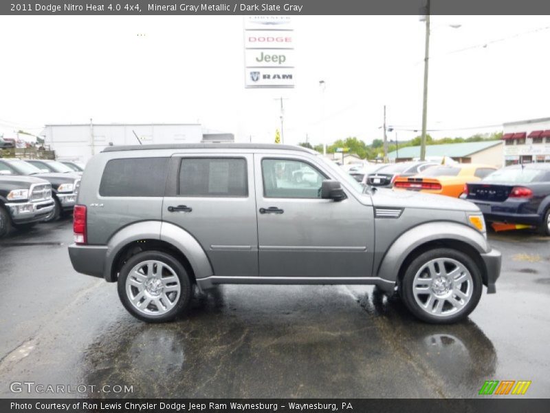 Mineral Gray Metallic / Dark Slate Gray 2011 Dodge Nitro Heat 4.0 4x4