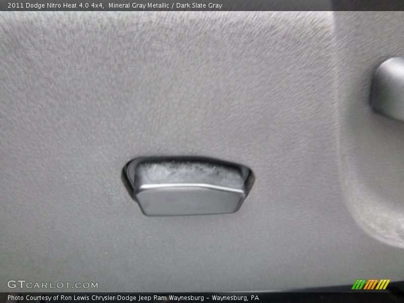 Mineral Gray Metallic / Dark Slate Gray 2011 Dodge Nitro Heat 4.0 4x4