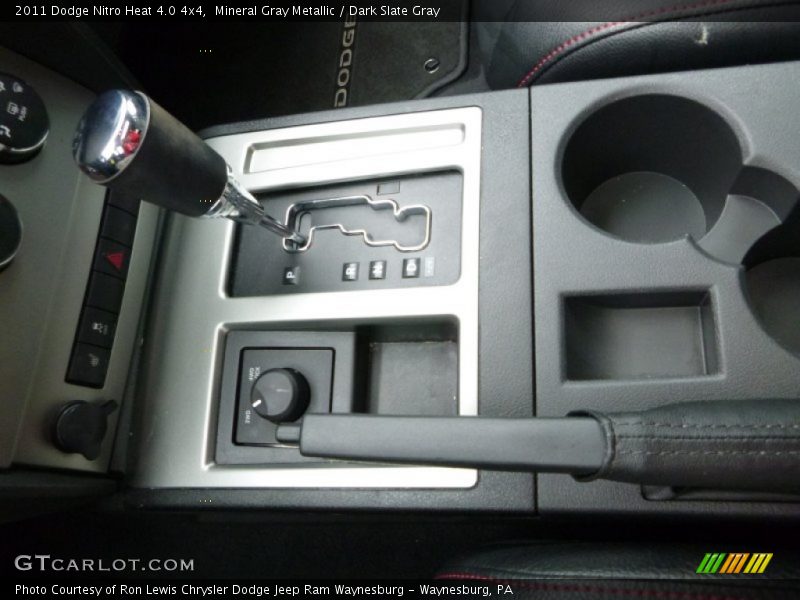 Mineral Gray Metallic / Dark Slate Gray 2011 Dodge Nitro Heat 4.0 4x4
