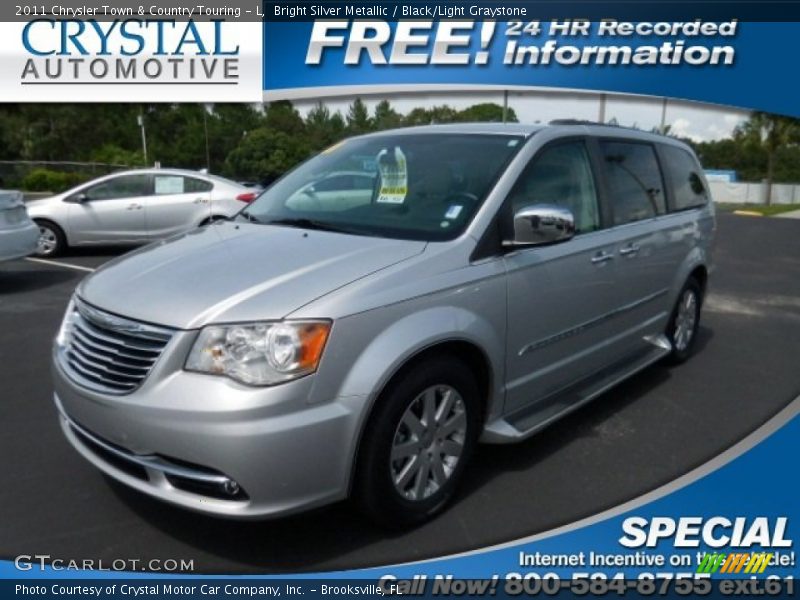 Bright Silver Metallic / Black/Light Graystone 2011 Chrysler Town & Country Touring - L