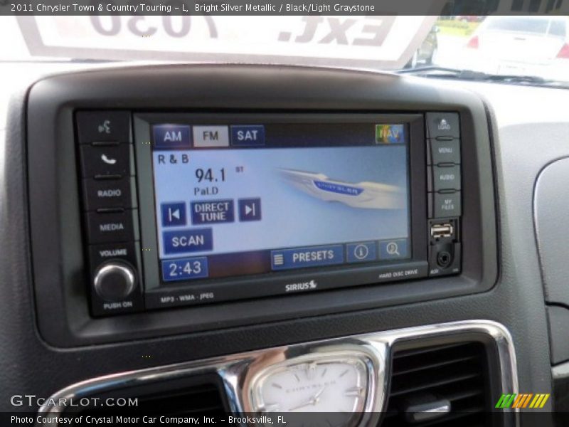 Bright Silver Metallic / Black/Light Graystone 2011 Chrysler Town & Country Touring - L