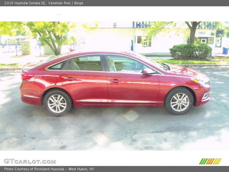 Venetian Red / Beige 2016 Hyundai Sonata SE