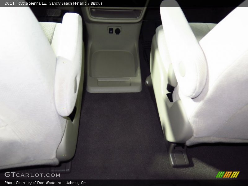 Sandy Beach Metallic / Bisque 2011 Toyota Sienna LE