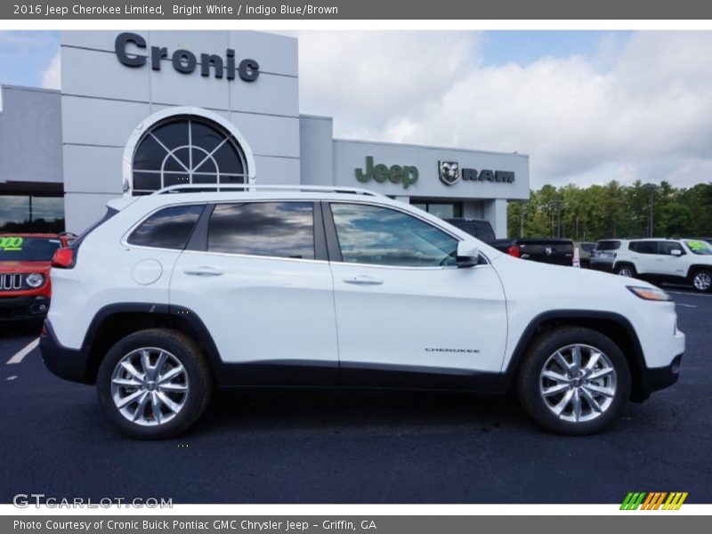 Bright White / Indigo Blue/Brown 2016 Jeep Cherokee Limited