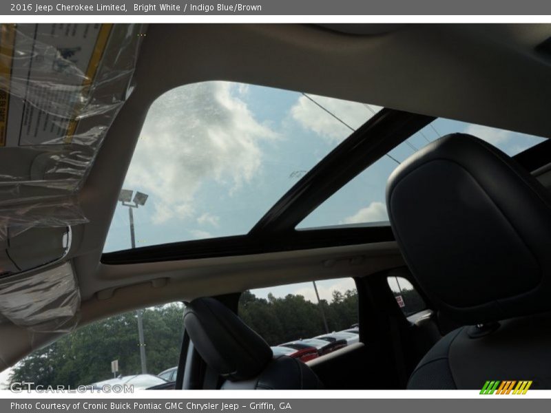 Bright White / Indigo Blue/Brown 2016 Jeep Cherokee Limited