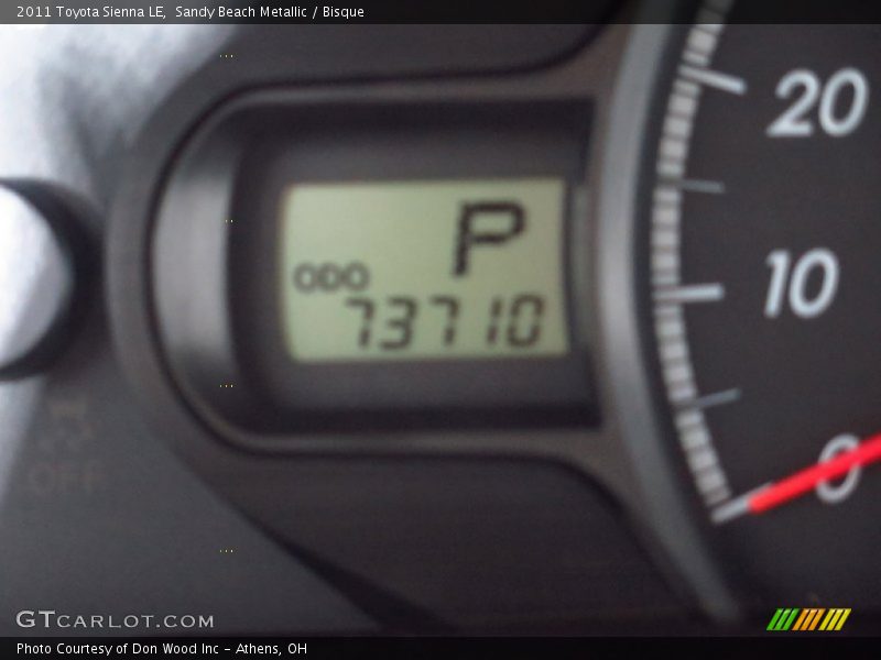 Sandy Beach Metallic / Bisque 2011 Toyota Sienna LE