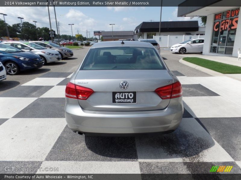 Reflex Silver Metallic / Moonrock 2014 Volkswagen Passat 1.8T Wolfsburg Edition