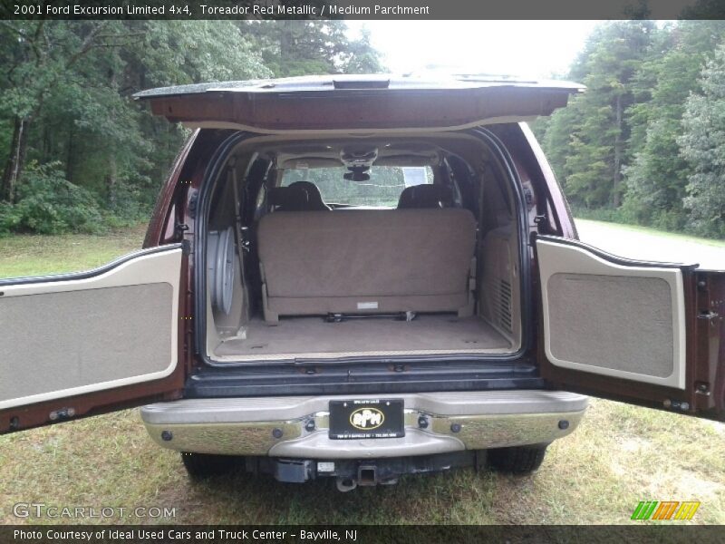 Toreador Red Metallic / Medium Parchment 2001 Ford Excursion Limited 4x4