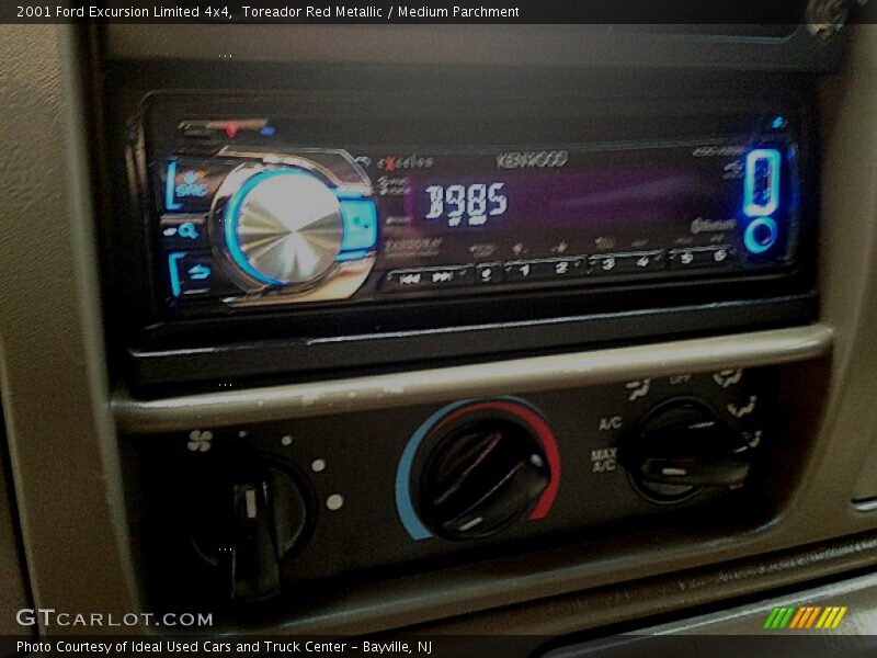 Toreador Red Metallic / Medium Parchment 2001 Ford Excursion Limited 4x4