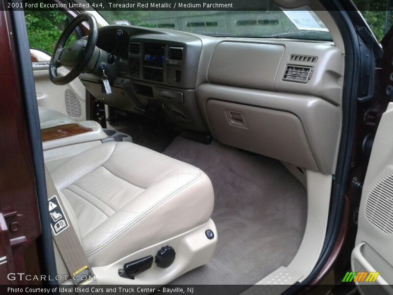 Toreador Red Metallic / Medium Parchment 2001 Ford Excursion Limited 4x4