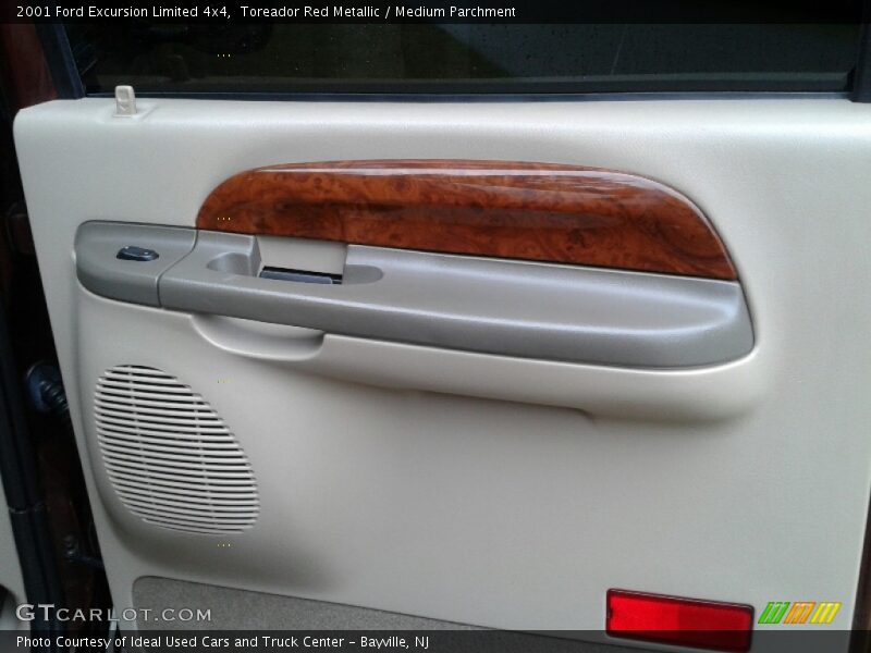 Toreador Red Metallic / Medium Parchment 2001 Ford Excursion Limited 4x4