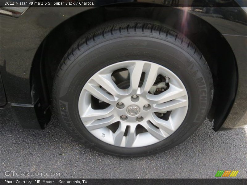 Super Black / Charcoal 2012 Nissan Altima 2.5 S
