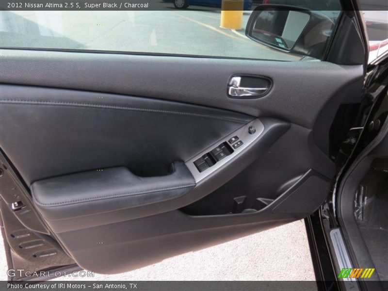 Super Black / Charcoal 2012 Nissan Altima 2.5 S