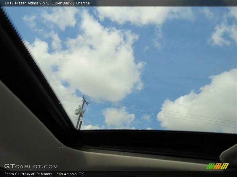 Super Black / Charcoal 2012 Nissan Altima 2.5 S