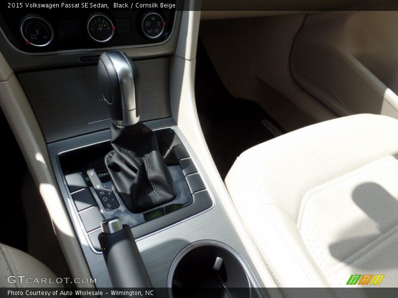 Black / Cornsilk Beige 2015 Volkswagen Passat SE Sedan