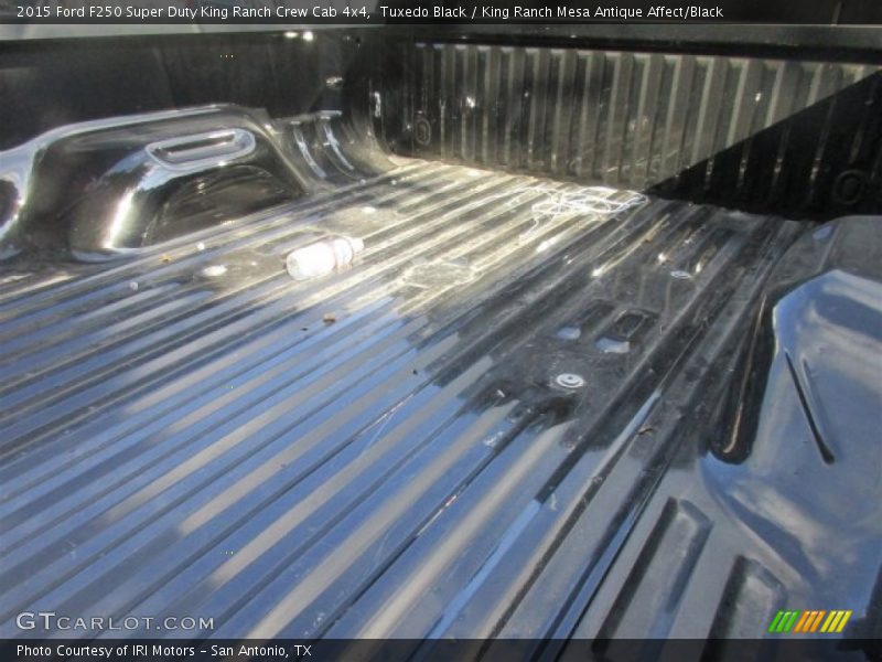 Tuxedo Black / King Ranch Mesa Antique Affect/Black 2015 Ford F250 Super Duty King Ranch Crew Cab 4x4