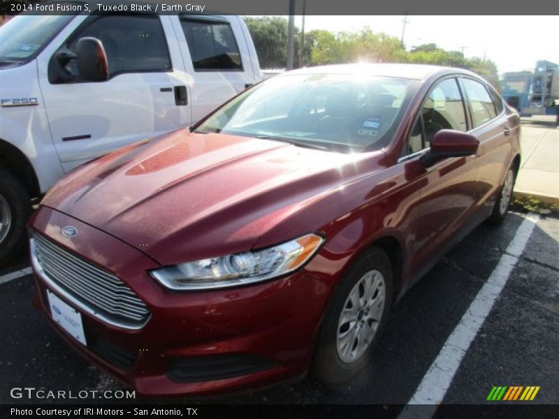 Tuxedo Black / Earth Gray 2014 Ford Fusion S