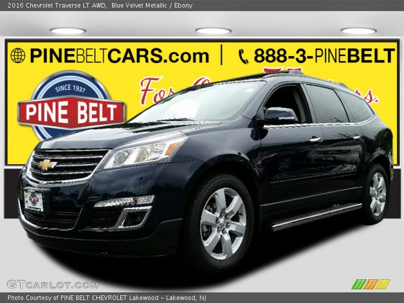 Blue Velvet Metallic / Ebony 2016 Chevrolet Traverse LT AWD