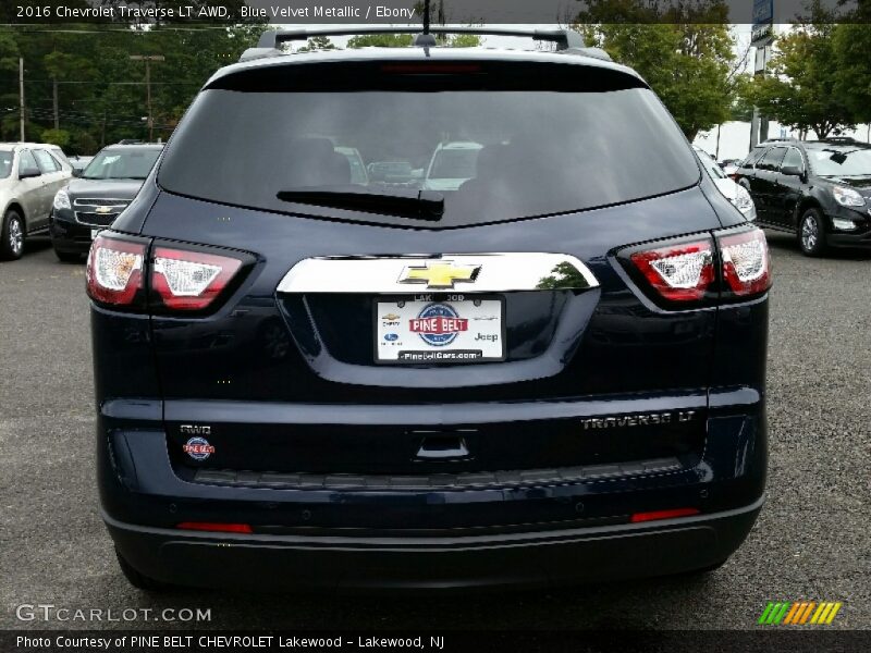 Blue Velvet Metallic / Ebony 2016 Chevrolet Traverse LT AWD