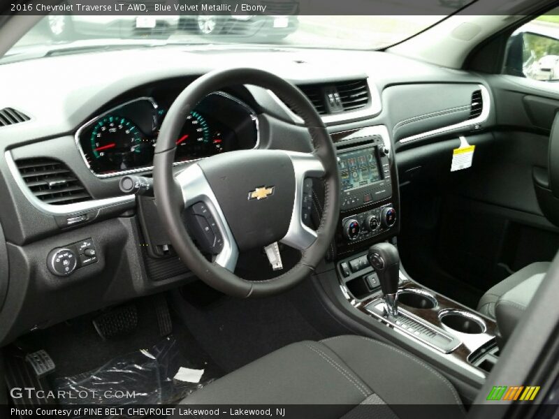 Blue Velvet Metallic / Ebony 2016 Chevrolet Traverse LT AWD