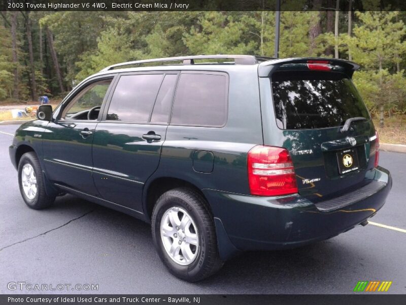 Electric Green Mica / Ivory 2003 Toyota Highlander V6 4WD